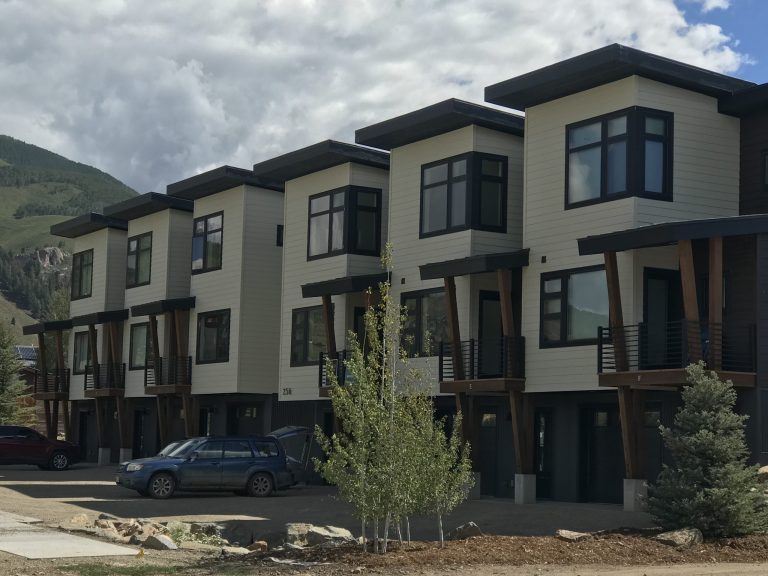 Elcho Place Townhomes